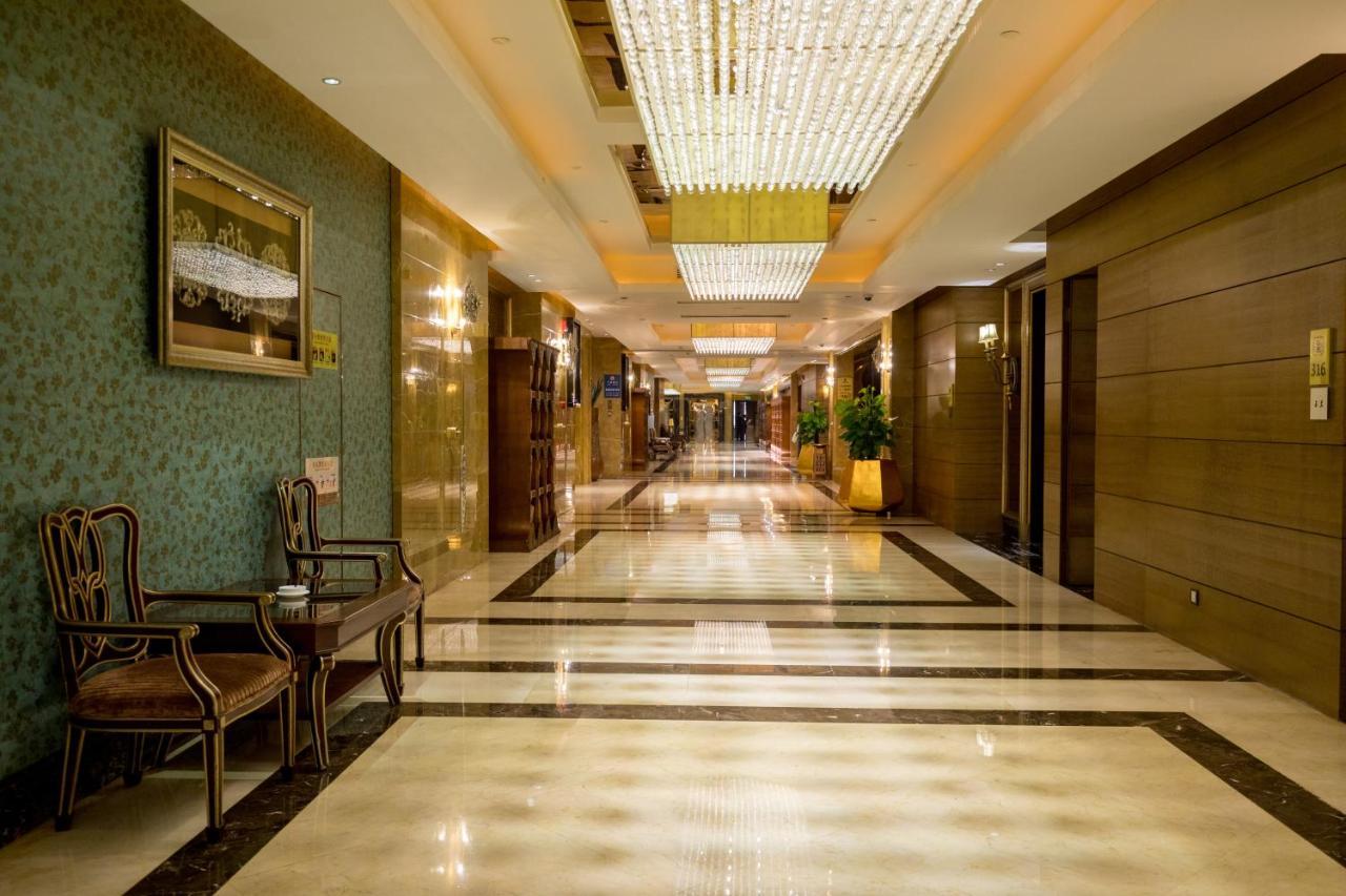 Sunshine Hotel ז'אנגג'יאג'י מראה חיצוני תמונה